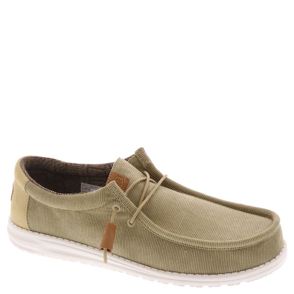 HEY DUDE WALLY CORDUROY SLIP ON SHOES IN TAN 13 US 46 EU - Picture 1 of 8